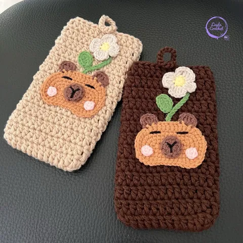 Túi đựng điện thoại hoạ tiết Capybara dễ thương, túi đựng máy tính cầm tay kích thước: 17x10cm kèm khoá